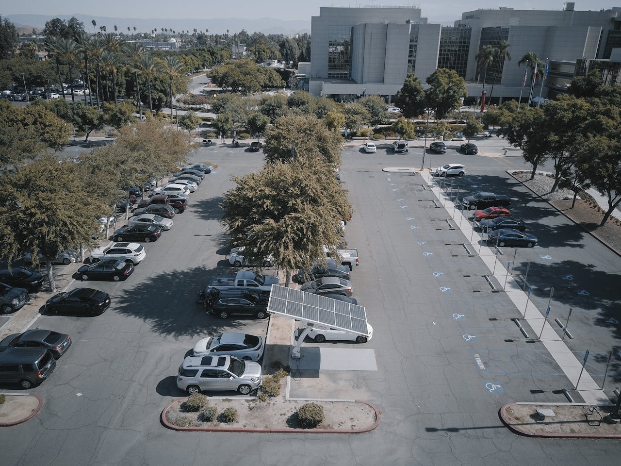 <p>The total cost of ownership for EVs has become more competitive with internal combustion engine, or ICE vehicles. Lower maintenance costs and the decreasing price of batteries have made EVs a financially viable option for many consumers. Government incentives and subsidies further enhance the economic appeal of EVs.</p> ::Pexels