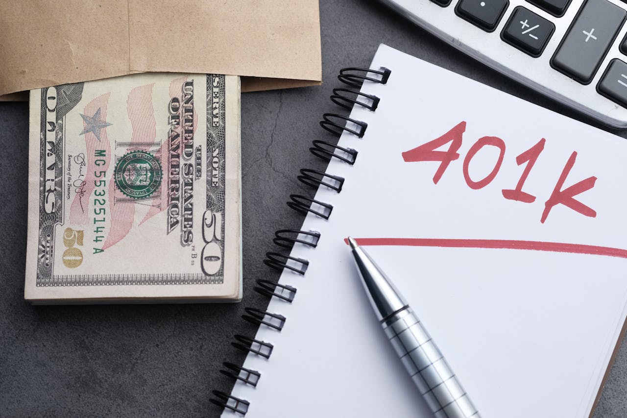 <p> If you're looking for a long-term investment option, consider starting a Traditional or Roth Individual Retirement Account (IRA). IRAs offer tax advantages that can help your investments grow more efficiently over time. With a Traditional IRA, contributions may be tax-deductible, while a Roth IRA allows for tax-free withdrawals in retirement. Many financial institutions offer low-cost options for opening an IRA, and you can start with less than $1,000. This option not only helps you invest but also prepares you for a more secure retirement. </p> :: Pexels