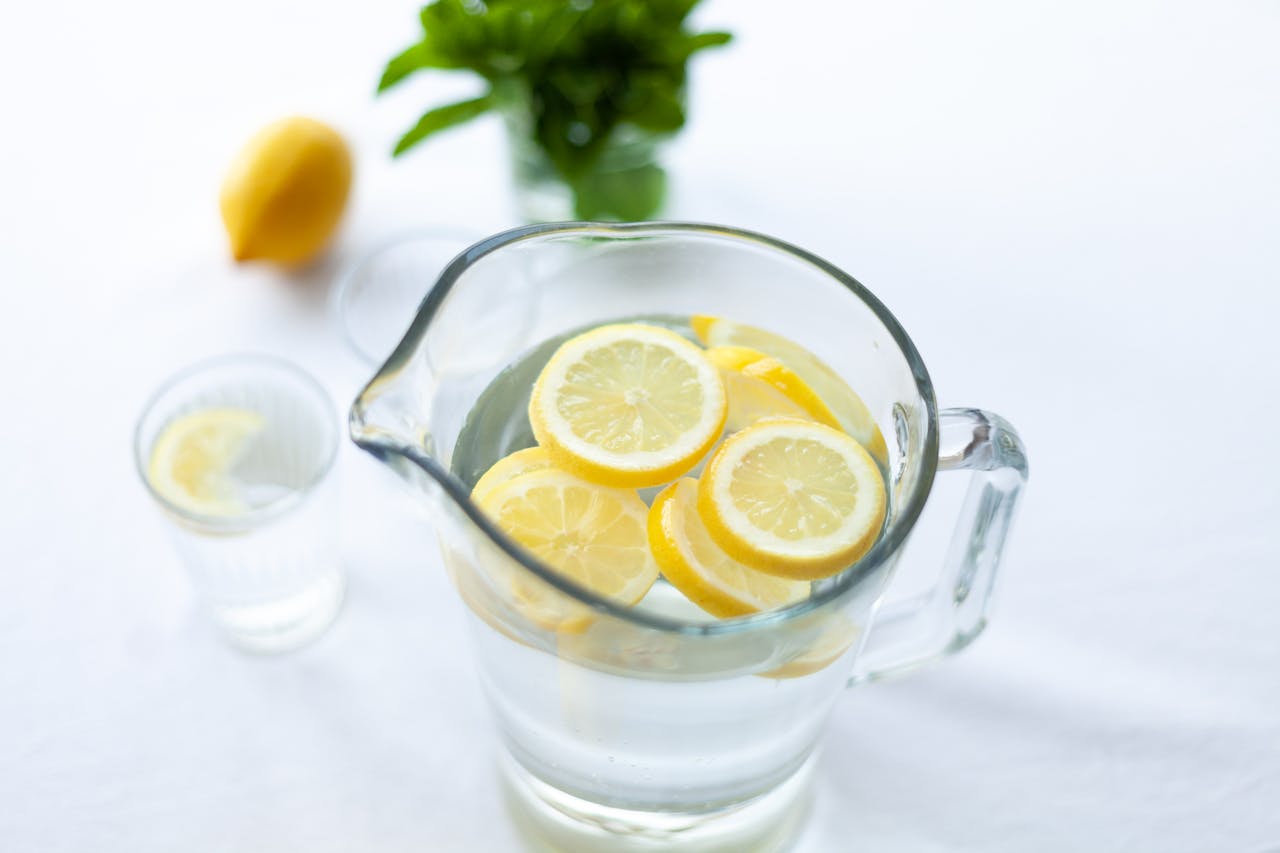 <p> Skin hydration starts from within, so it's crucial to drink plenty of water throughout the winter. While it might not seem necessary to hydrate as much in the colder months, your body still needs water to maintain healthy skin. Dehydration can cause your skin to appear dull and tired. Try to drink at least eight glasses of water a day, and consider incorporating hydrating foods such as fruits and vegetables to give your skin an added boost. </p> :: Pexels