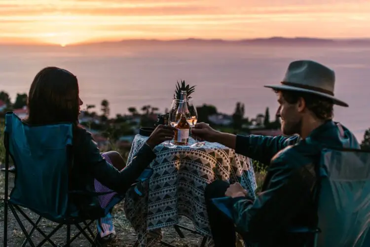 10 Unconventional First Date Ideas That Are Actually Fun