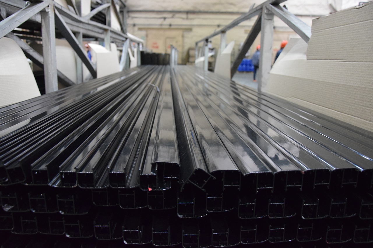 <p>The U.S. imported $706 million worth of aluminum from Colombia in 2023, used in industries such as construction and manufacturing. In 2024, this figure rose to $720 million, as the U.S. continued to invest in infrastructure projects.</p> ::Pexels