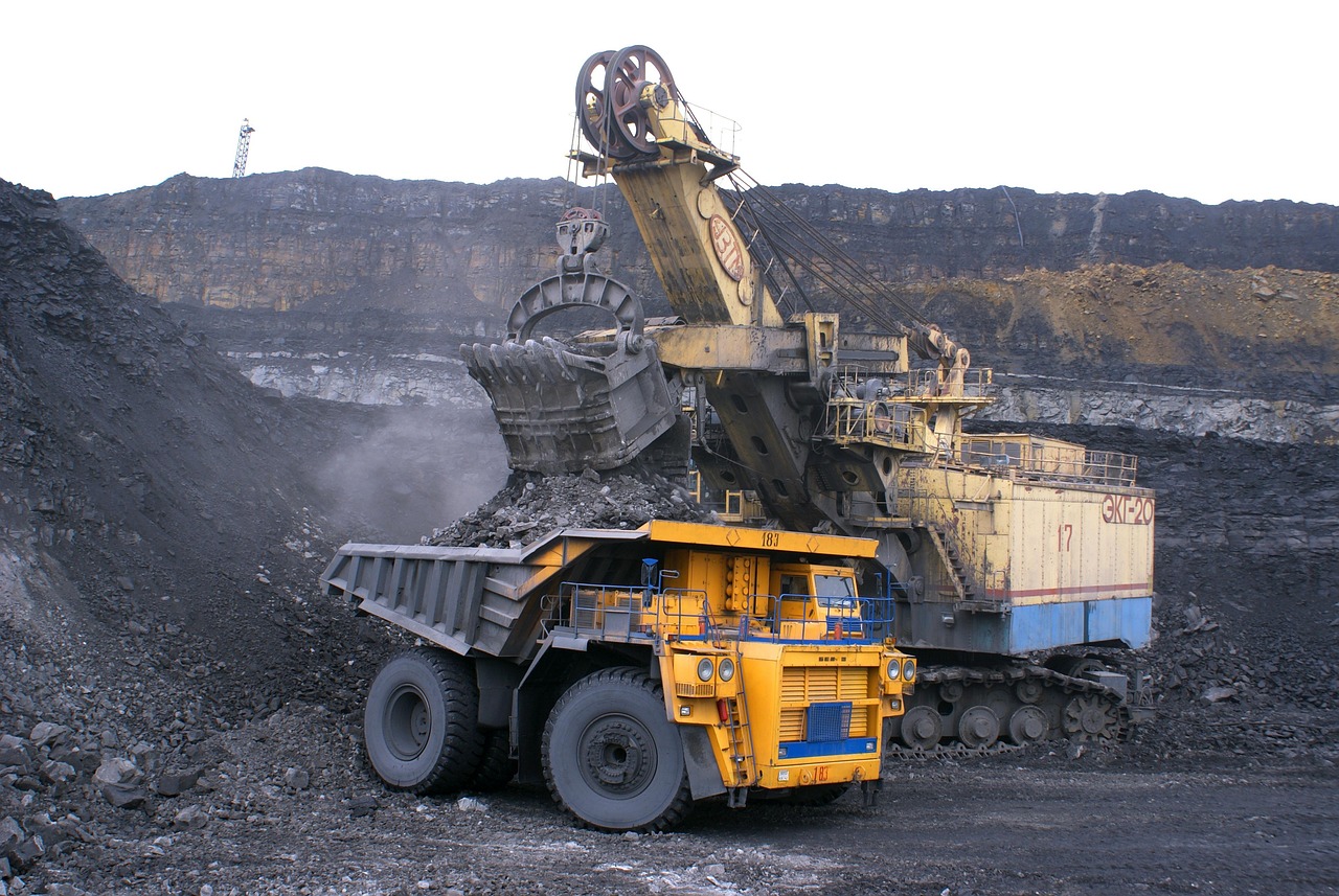 <p>Colombia is a key coal supplier to the U.S., exporting over $2 billion worth of coal in 2022, primarily metallurgical coal for industrial use. In 2024, coal exports increased to $2.1 billion, with the U.S. seeking more sustainable and efficient energy sources.</p> ::Pexels