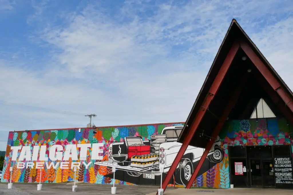 <p> TailGate Brewery, established in 2014, is one of Nashville’s most family-friendly craft beer destinations. With multiple locations throughout the city, including Music Row and Germantown, TailGate offers a diverse selection of craft beers, from crisp lagers to rich stouts and fruity sours. Known for its delicious Detroit-style pizzas, TailGate is the perfect place for Baby Boomers to relax with friends and family while enjoying a wide variety of brews. The lively atmosphere and welcoming environment make it a top choice for those looking to enjoy a casual, fun outing. Address: Multiple locations across Tennessee Phone: (615) 829-2337 Website: tailgatebeer.com </p> :: tailgatebeer.com