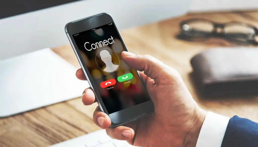 <p> Nothing ruins your day like answering a call, only to hear a robotic voice offering an extended car warranty you never asked for. No matter how many numbers you block, scammers and telemarketers always seem to find a way through. Even call-blocking apps and "Do Not Call" lists do not seem to make a difference. Most people wish these relentless calls would just disappear forever. </p> :: Freepik