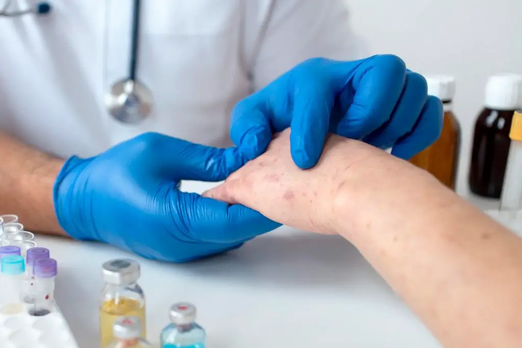 <p> Skin cancer is the most common type of cancer, and early detection is key to effective treatment. A dermatologist can perform a full-body skin exam to check for suspicious moles or lesions. Self-examinations are also crucial, especially if you have a history of sun exposure or a family history of skin cancer. Any new or changing moles should be evaluated promptly. </p> :: Freepik