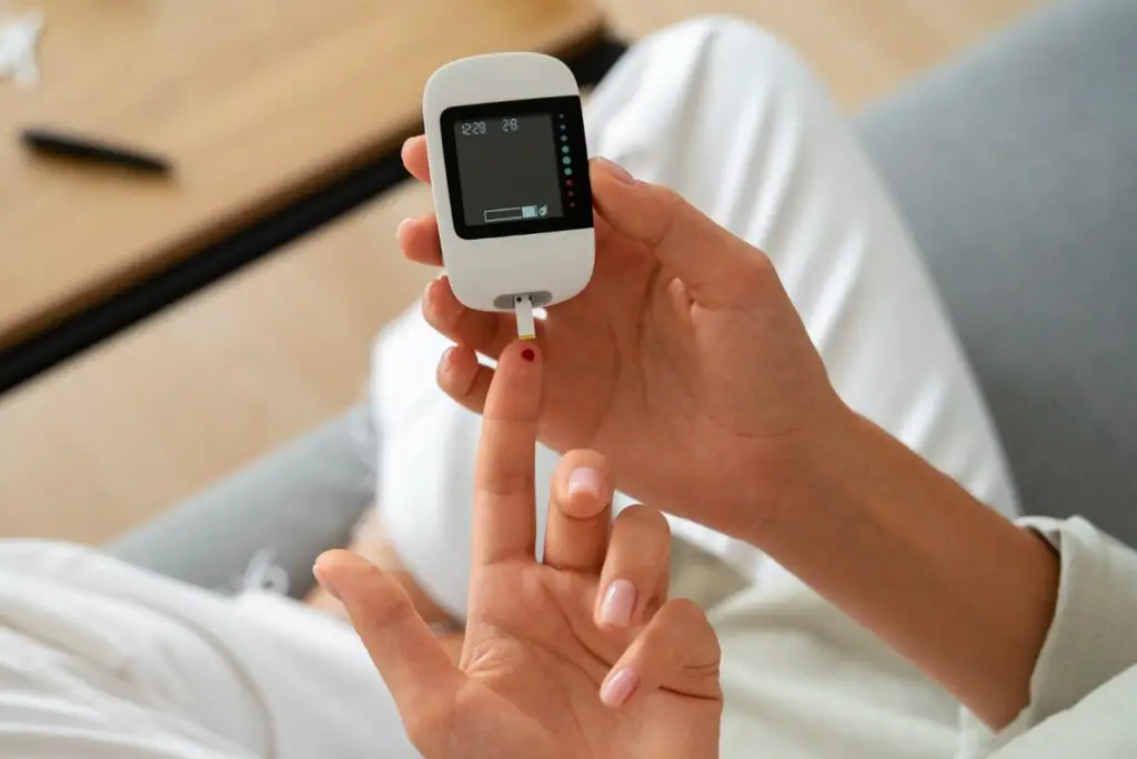 <p> Type 2 diabetes is becoming more common in adults, and the risk increases with age. A fasting blood sugar test or an A1C test can help detect prediabetes or diabetes early, allowing for timely intervention. If left untreated, diabetes can lead to complications such as nerve damage, kidney disease, and vision problems. If you have risk factors such as obesity, a sedentary lifestyle, or a family history of diabetes, more frequent testing may be recommended. </p> :: Freepik
