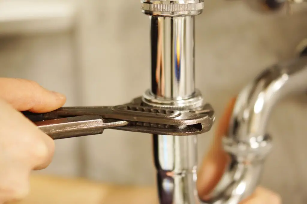 <p> Small plumbing issues can lead to major problems if ignored. Inspect all faucets, under-sink pipes, and toilet connections for leaks. Replace worn-out washers or O-rings in faucets to prevent drips. To keep drains clear, use a mixture of baking soda and vinegar followed by hot water to break down buildup. Also, test your water pressure and ensure that shutoff valves are working properly in case of an emergency. Preventative plumbing maintenance can save you from expensive repairs down the line. </p> :: Freepik