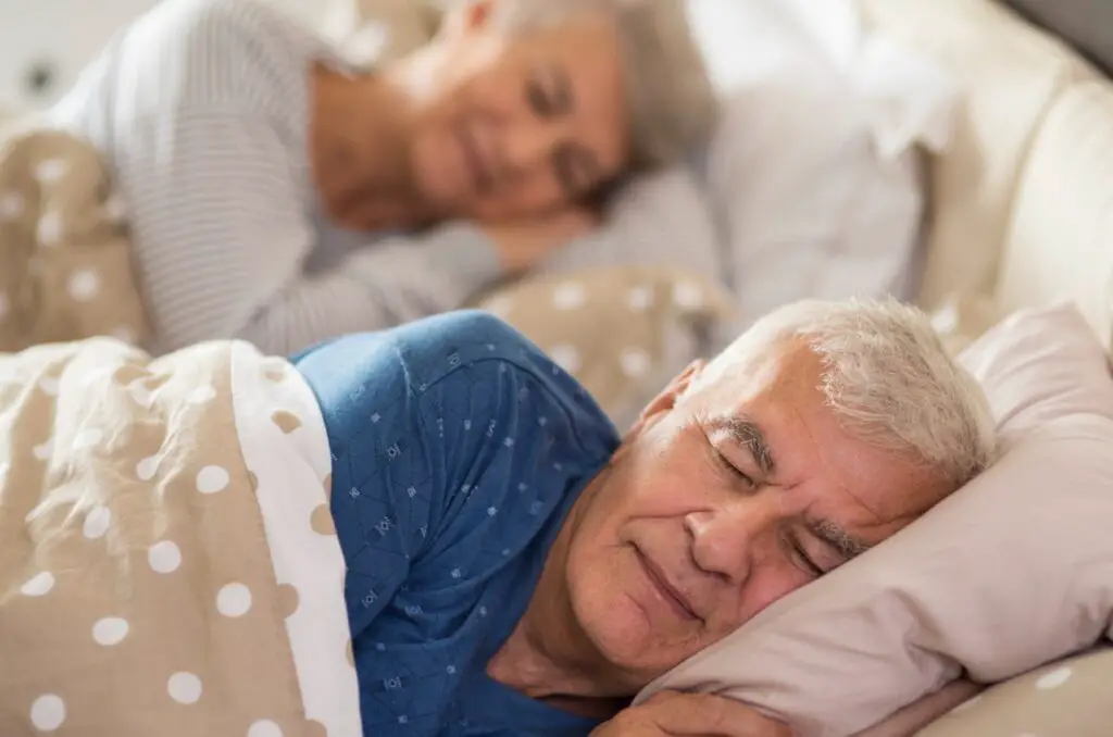 <p> Recovery is just as important as exercise, especially in your 50s when the body requires more time to heal and rebuild. Overexertion without proper rest can lead to fatigue, muscle soreness, and an increased risk of injury. Incorporating rest days into your fitness routine allows muscles to recover and grow stronger. In addition, quality sleep plays a crucial role in overall health, affecting energy levels, metabolism, and cognitive function. Aim for seven to nine hours of sleep each night by maintaining a consistent sleep schedule and creating a relaxing bedtime routine. Avoiding caffeine late in the day, limiting screen time before bed, and keeping the bedroom cool and dark can significantly improve sleep quality. Proper recovery ensures that the body remains strong and ready for the next workout, ultimately leading to better long-term fitness results. </p> :: Freepik