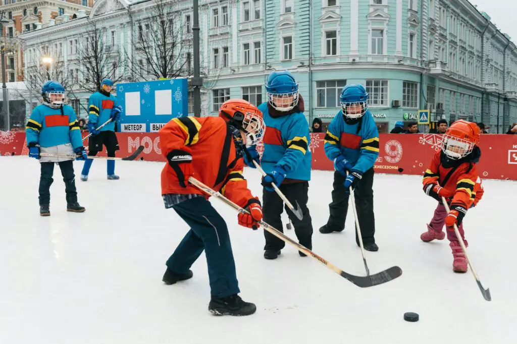 <p>Many see that a strong love for sport runs deep in both the USA and Canada. Fans cheer for hockey, baseball, and gridiron play with the same keen zest and bright hope. This passion is not just a game but a sign of the shared joy that sports can bring. Local teams, fields, and clubs are a key part of the life in both lands, and they help build strong bonds among fans. The common love for sports shows a tie that brings folk together in both win and loss, and is well liked by those who seek a sense of kinship through play. Such a shared passion serves as a bridge that brings community and pure fun to all.</p> ::Pexels