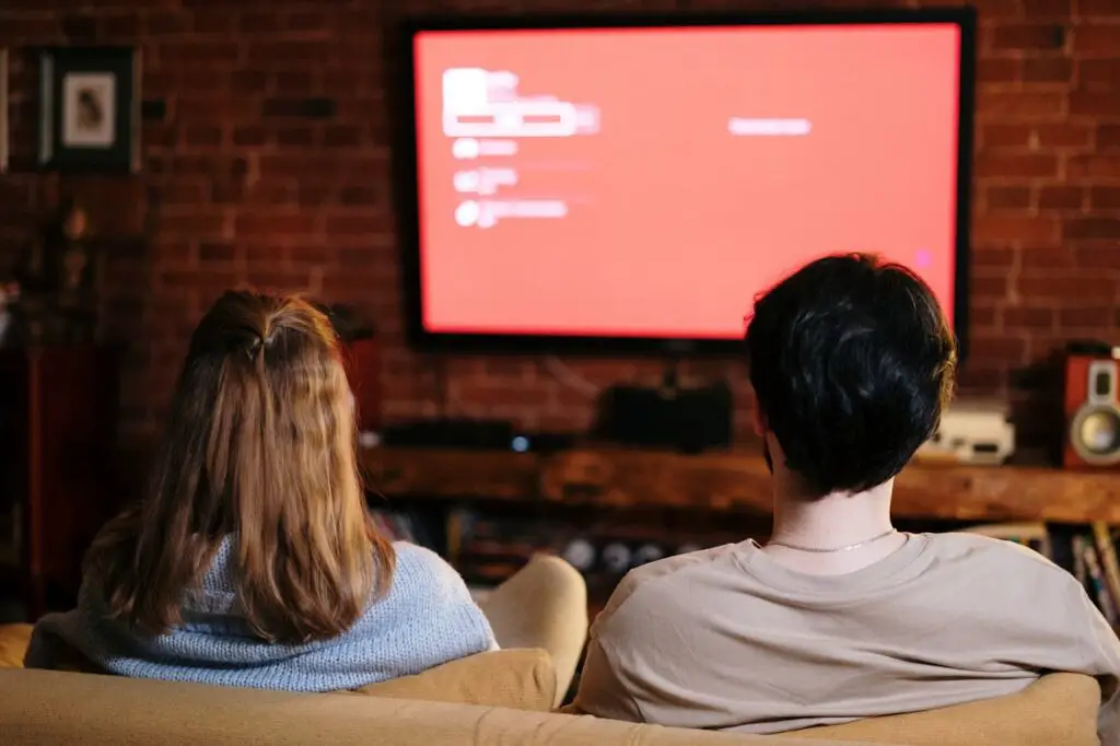 <p> People have had enough of paying for hundreds of channels they never watch. Cable companies force customers into expensive bundles just to get a few favorites. With so many people switching to streaming, traditional cable may not last much longer. </p> :: Pexels