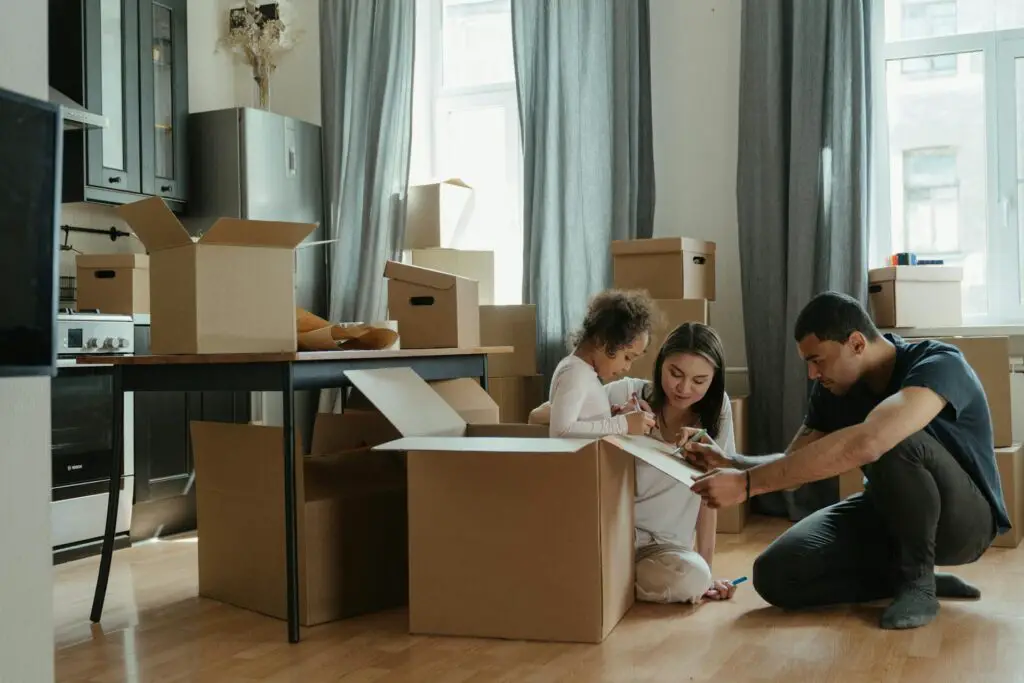 <p>Decorating a rental doesn’t mean living in a boring, blank space. With smart choices like removable wallpaper, rugs, and plants, you can add life and style to your home without losing your deposit. Each idea here is easy, affordable, and reversible, making them perfect for renters who want comfort and charm. Best of all, these changes help your rental feel like your own little retreat—a place you’re proud to call home, even if it’s temporary.</p> ::Pexels