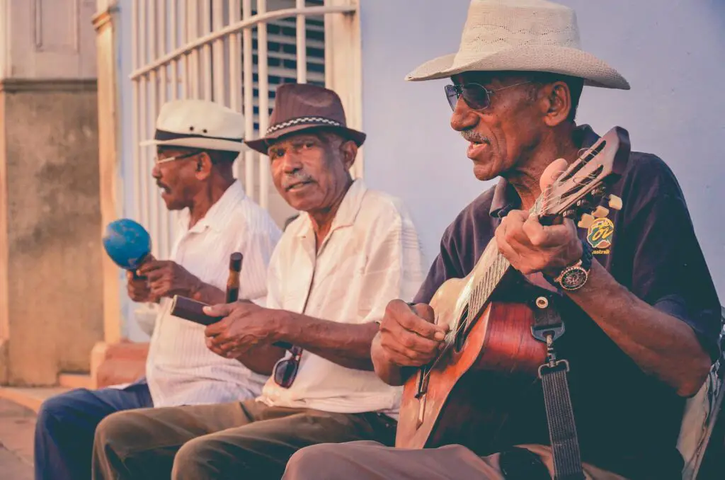 <p>Music has always been part of life. For many boomers, it brings back sweet memories, from vinyl records to classic concerts. But music does more than stir nostalgia. Studies show it helps your body and mind in simple, real ways. From better sleep to fewer aches, music is a great tool for daily wellness. This list looks at ten ways music boosts health and happiness, plus why it’s worth trying.</p> ::Pexels