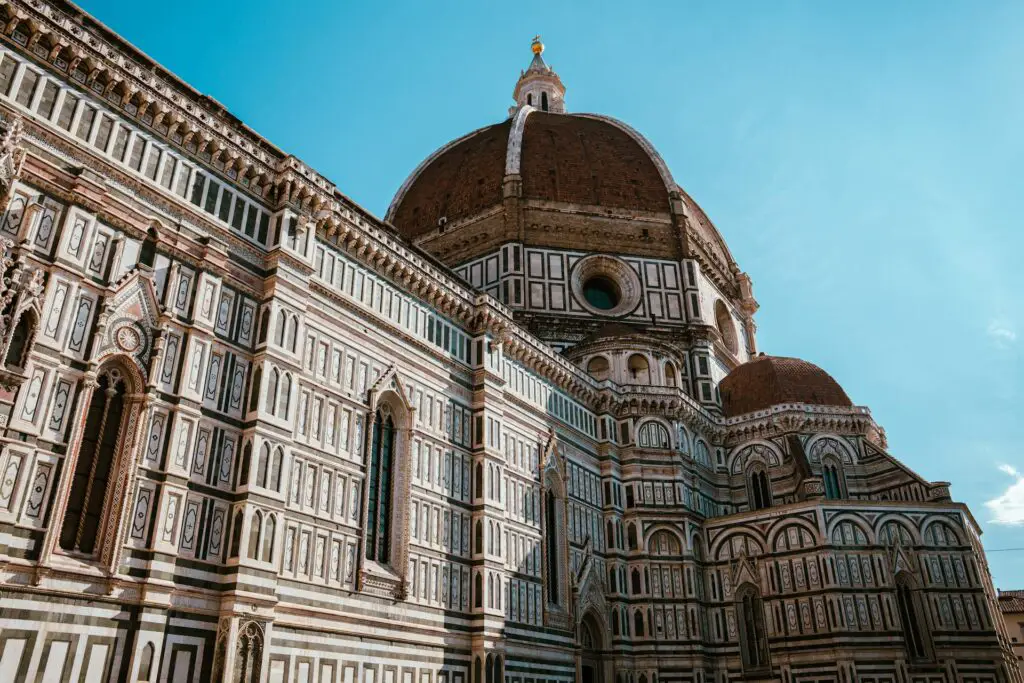<p>Florence is a small community full of art and old charm that warms the heart. The streets are neat and safe, with cafes and markets that show a rich past and calm lore. Many seniors find that the slow pace here gives them time to sit and soak in art and care. The town’s clear air and kind folk make it a safe pick for a lone trip. With a blend of old art and a soft vibe, Florence is a true gem for those who seek calm and joy.</p> ::Pexels