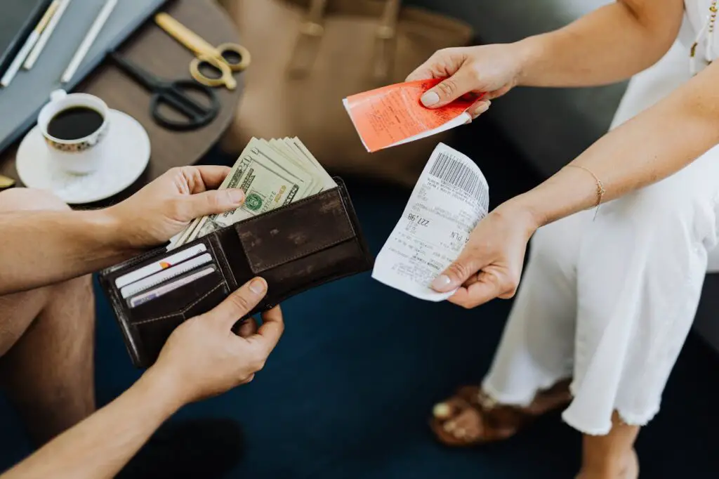 <p> Boomers were accustomed to carrying wallets full of cash and paying for purchases with bills and coins. But Gen Z has almost entirely abandoned physical money in favor of digital transactions. With apps like Apple Pay, Venmo, and PayPal, young consumers rarely need to visit an ATM. Many businesses are also going cashless, making it even less likely for younger generations to carry cash. While some Boomers still prefer the tangibility of paper money, Gen Z is fully embracing the convenience of digital payments. </p> :: Pexels