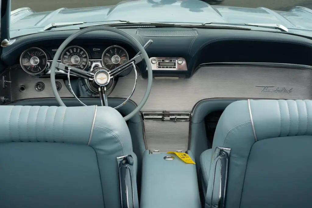 <p> Front bench seats were once a common feature in large American sedans and pickup trucks, allowing for three passengers to sit comfortably in the front row. This seating arrangement provided a cozy and spacious ride, making road trips and daily commutes more enjoyable. However, the rise of bucket seats, center consoles, and the implementation of stricter safety regulations, such as the requirement for seat belts for all passengers, led to the disappearance of bench seats. By the late 1990s, they had been replaced by bucket seats in almost all passenger cars, though a few trucks continued to offer them for some time. </p> :: Pexels