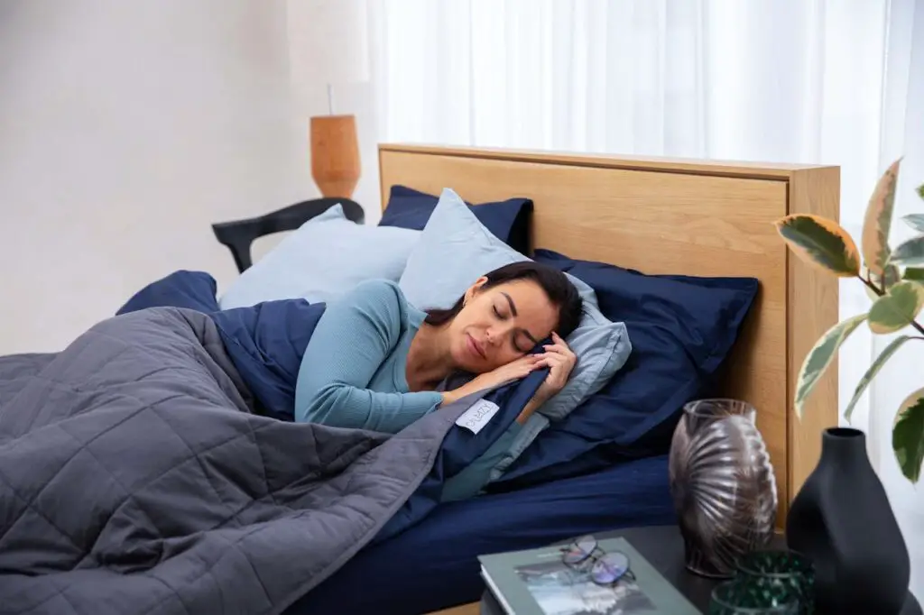 <p> Many millennials sacrifice sleep to meet deadlines, binge-watch shows, or scroll endlessly on their phones. While it may seem harmless, chronic sleep deprivation can worsen stress, anxiety, and depression. Quality sleep is essential for processing emotions, improving focus, and maintaining a healthy mood. Aim for seven to nine hours of sleep each night, create a bedtime routine, and avoid screens before bed to improve sleep quality. A well-rested mind is better equipped to handle stress and prevent burnout. </p> :: Pexels