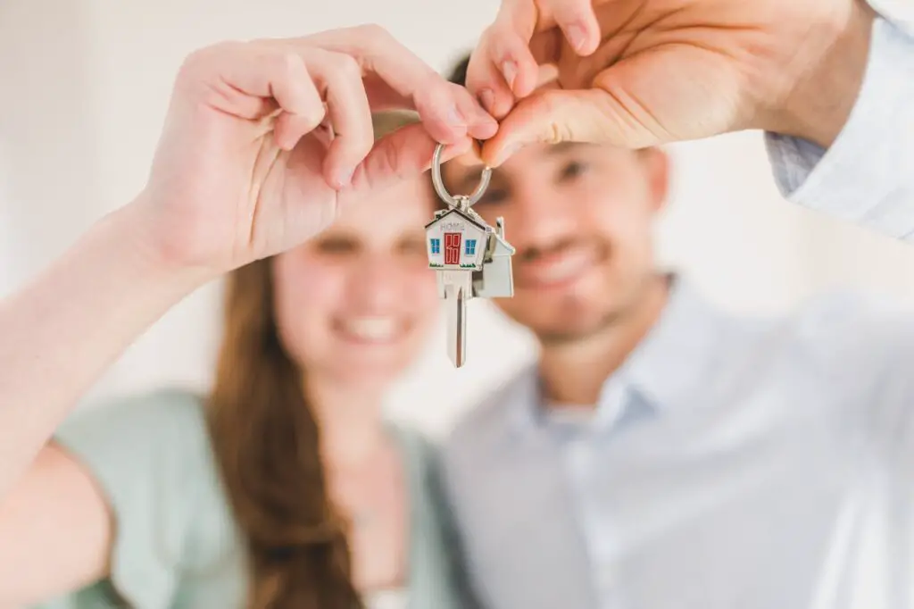 <p> Owning a home was considered a major achievement for Boomers, symbolizing financial stability and success. Many older generations bought homes in their 20s or 30s and expected younger generations to do the same. However, Gen Z is facing higher real estate prices, stagnant wages, and student loan debt, making homeownership less attainable. Many young adults prefer renting, living in co-housing arrangements, or even embracing van life instead of tying themselves to a mortgage. Experiences, travel, and financial flexibility often take priority over homeownership. </p> :: Pexels