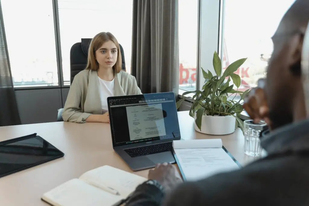 <p> A job interview is your chance to make a strong impression, and every word you say matters. The wrong choice of words can make you seem unprepared, unprofessional, or even uninterested. To help you avoid costly mistakes, here are 15 words you should never say in an interview and what to say instead to leave a lasting positive impression. </p> :: Pexels