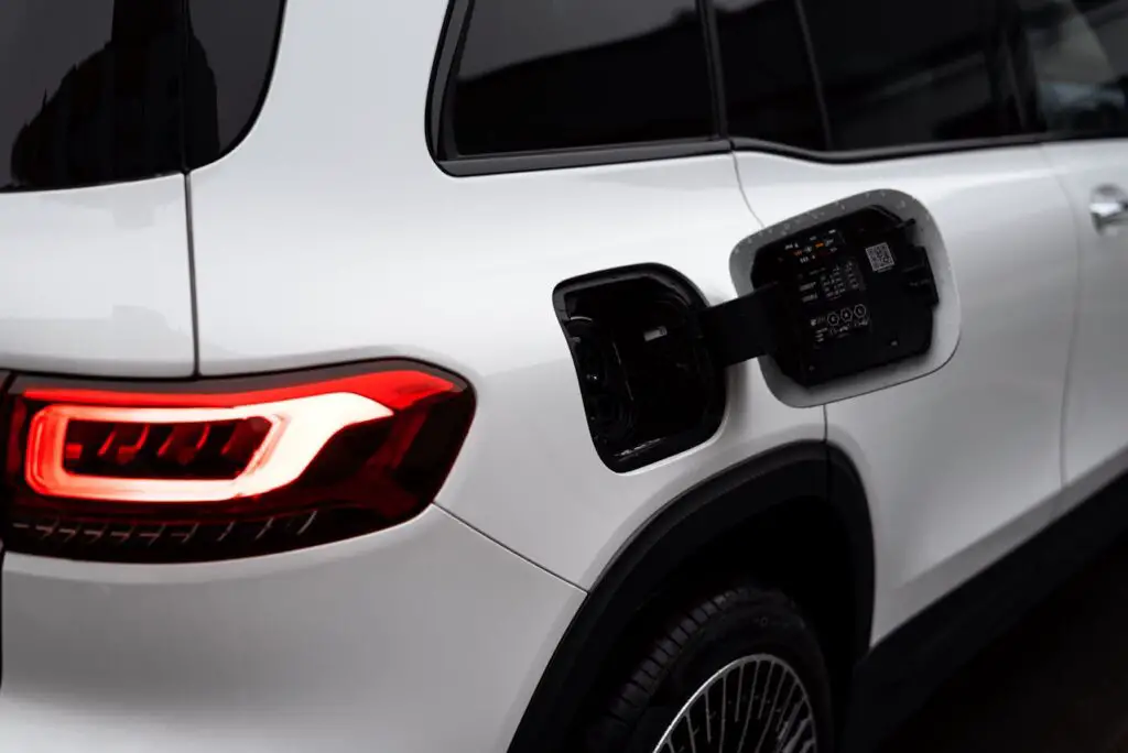 <p> Although the EV market is growing, gasoline-powered cars still offer a wider variety of models. Many consumers, especially those looking for trucks, SUVs, or high-performance vehicles, find that EV options are still limited or too expensive. The used EV market is also not as developed, making it harder for budget-conscious buyers to find an affordable electric car. Until automakers expand their offerings to include more diverse and budget-friendly models, many buyers will stick with traditional vehicles. </p> :: Pexels