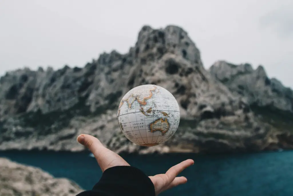 <p>Traveling is fun, but it leaves a mark on the planet. Planes, cars, and hotels all add to your carbon footprint. Still, you can enjoy new places and keep things green. A few simple habits can cut waste and lower emissions. These tips help travelers stay mindful and protect the earth while still enjoying the trip.</p> ::Pexels