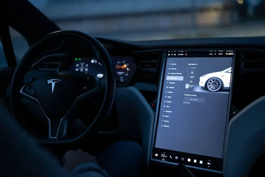 <p> Many drivers are hesitant to embrace new automotive technology, preferring the reliability of traditional gasoline engines. Some worry that EVs rely too heavily on software, which can be vulnerable to bugs, glitches, or hacking. Additionally, concerns over long-term maintenance and repair costs make some buyers reluctant to switch. While advancements in EV technology continue to improve reliability, skepticism remains a barrier to widespread adoption. </p> :: Pexels