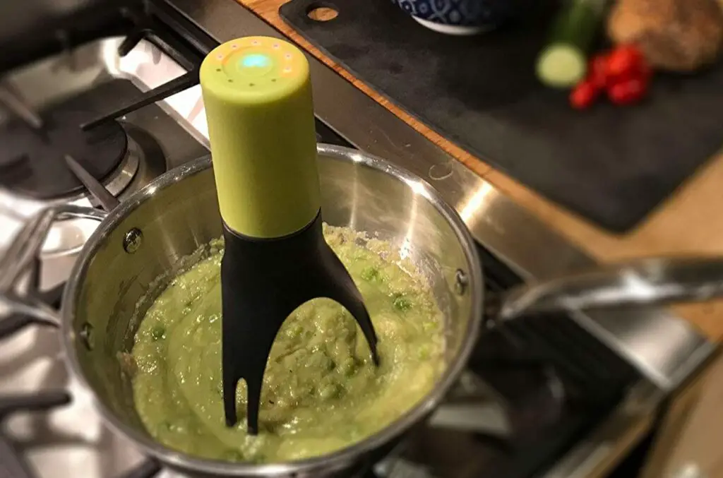 <p> Cooking sauces, soups, or custards often requires constant stirring to prevent burning, which can be tiring. An automatic pan stirrer takes care of the task for you, allowing you to step away while your dish simmers. These compact devices come with adjustable speeds and built-in timers, ensuring that your food is evenly mixed and does not stick to the pan. Whether you are making homemade caramel or a creamy pasta sauce, this handy appliance helps save time and effort. Some models even have rechargeable batteries and multiple speed settings, allowing for more precise stirring control. </p> :: odditymall.com