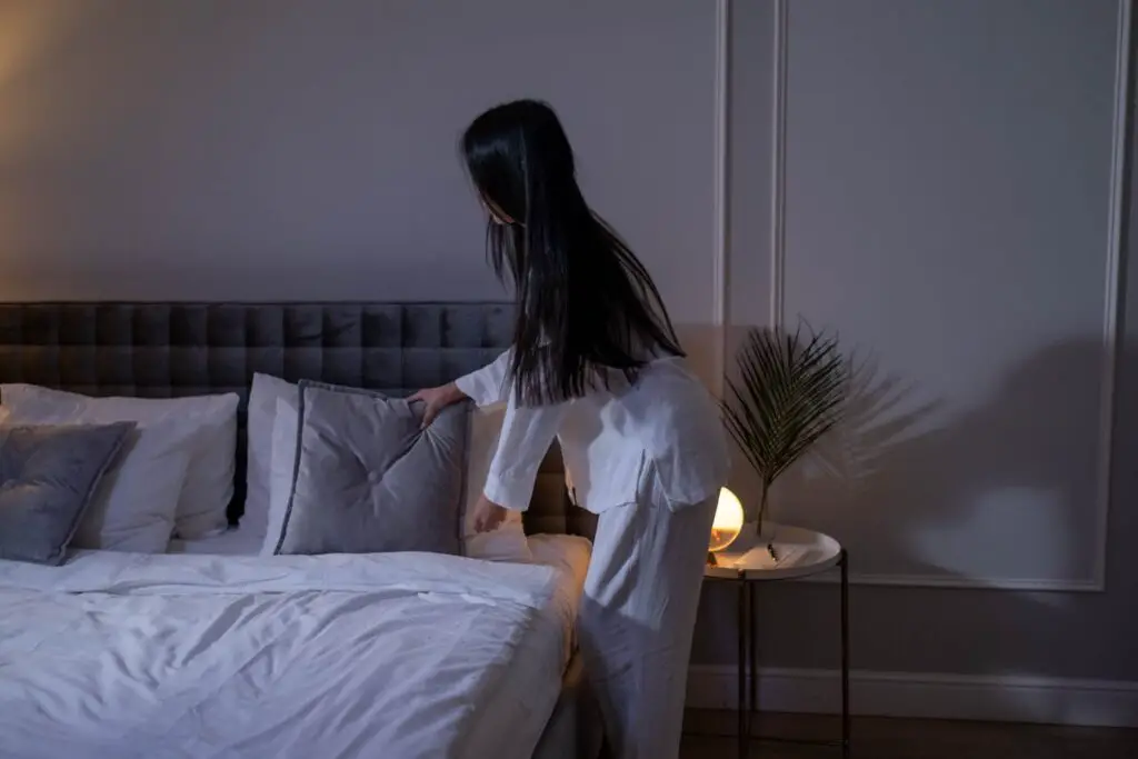 <p> Consistency is key when it comes to getting quality sleep, and productive people treat their bedtime like a non-negotiable meeting. Going to bed at the same time each night helps regulate the body’s circadian rhythm, making it easier to fall asleep and wake up without feeling groggy. By prioritizing sleep, they wake up more refreshed and focused, with better cognitive function and emotional control. This discipline creates a ripple effect throughout the day, improving everything from decision-making to productivity. It is one of the simplest but most overlooked success strategies. </p> :: Pexels