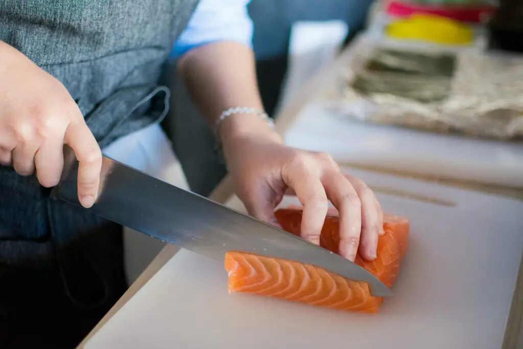 <p>This flavorful fish is one of the best sources of omega-3 fatty acids, which keep your heart and brain in top shape. Omega-3s help reduce inflammation, keeping joints pain-free and skin looking youthful. Salmon is also packed with protein, which helps maintain muscle as you get older. Eating salmon just twice a week can lower the risk of heart disease. If you don’t love fish, try smoked salmon on whole-grain toast for an easy and delicious meal.</p> ::Pexels