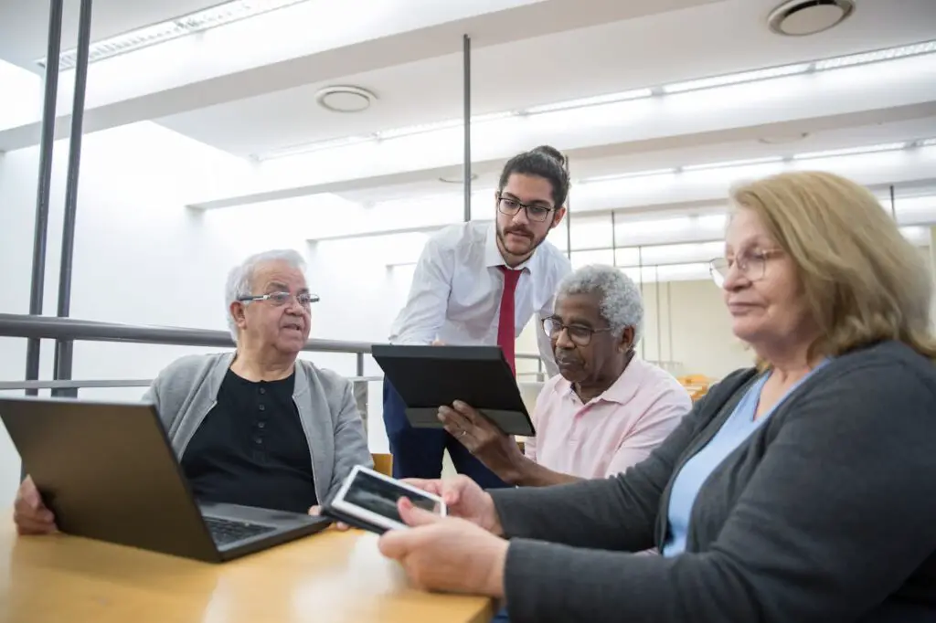<p> Boomers knew that education does not end with school. They embraced lifelong learning, whether it was picking up new hobbies, reading, or staying informed about the world. In a rapidly changing world, staying curious and open to new knowledge is the key to staying sharp and engaged. </p> :: Pexels