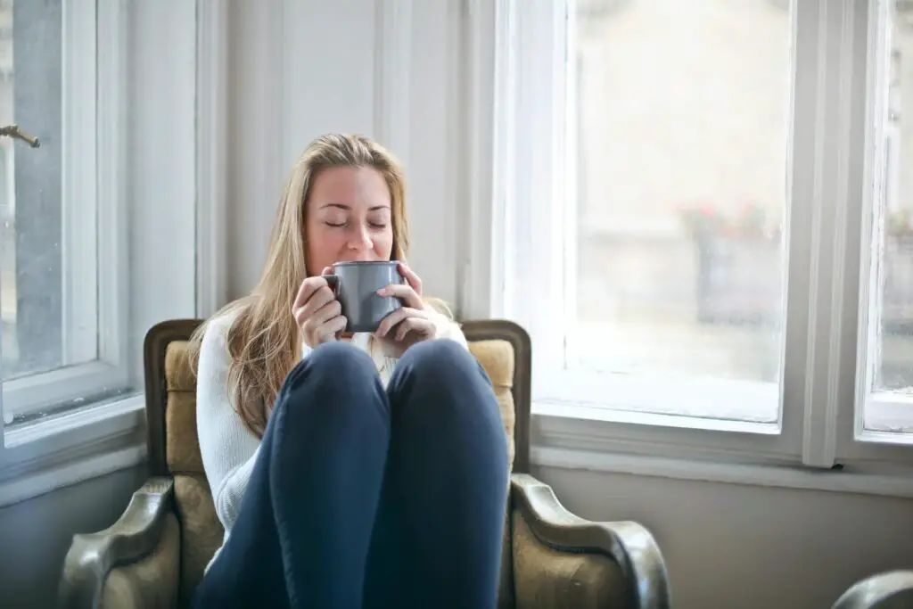 <p>Taking back your “me time” doesn’t mean you’re selfish—it means you’re smart about your health. These simple moves help you refill your cup without drowning in guilt. When you protect your space, you show up better for everyone else too. It’s not about doing more; it’s about giving yourself what you already deserve. Start small, stay firm, and watch how much brighter life feels.</p> ::Pexels