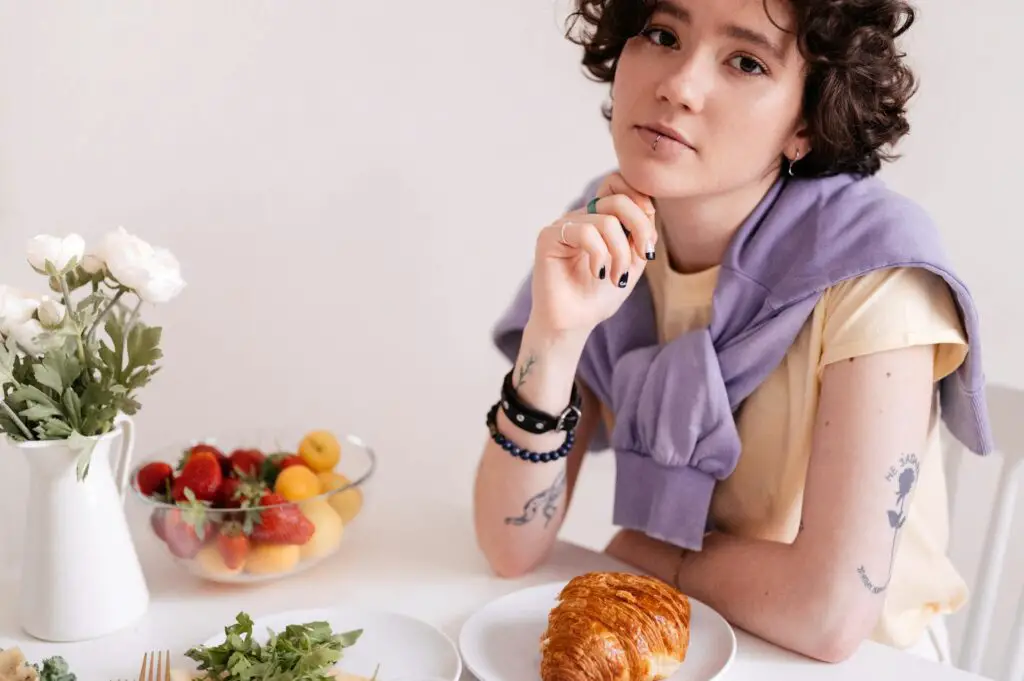 <p>Eating alone is not second best—it’s a chance to build habits that truly serve you. When you make meals into something you enjoy, healthy eating stops feeling like work. It becomes a part of your lifestyle, easy and natural. Try a few of these tricks and see how different solo dining can feel. It’s your time, your food, and your rules—why not make the most of it?</p> ::Pexels