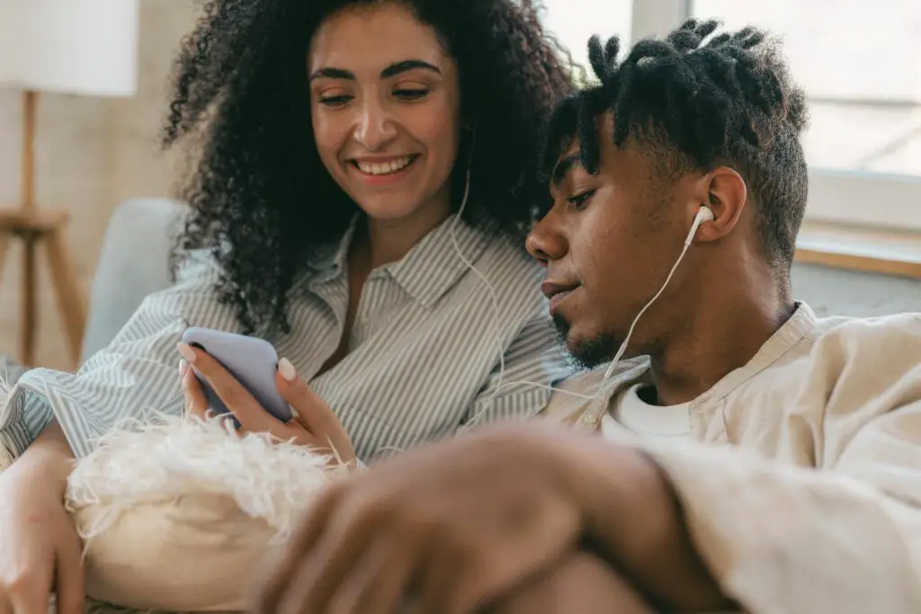<p>Adulthood often brings responsibilities that can feel overwhelming, but it also offers the freedom to make purchases that add joy to daily life. Surprisingly, some grown-up buys not only serve practical purposes but also bring unexpected fun. Here are ten such items that can enhance your adult experience with a touch of delight.​</p> ::Pexels
