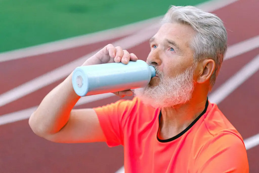 <p>Your body needs water to function. Even mild dehydration can make you feel tired. As you age, your sense of thirst weakens, so you may not always realize you need to drink. Aim for at least eight glasses of water daily. Add lemon or cucumber for extra flavor. Herbal teas and water-rich foods like cucumbers and watermelon also count. A fun fact? Even a 2% drop in hydration can affect your energy levels!</p> ::Pexels
