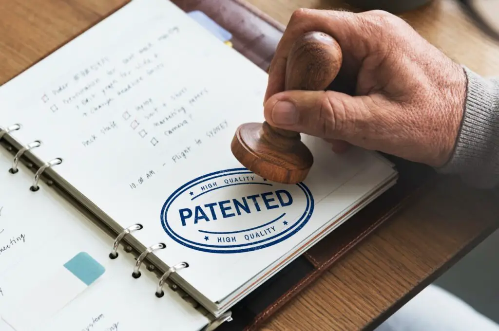 <p> Patent trolling involves purchasing patents solely to threaten or sue companies over alleged infringements and demand steep settlements. This practice, though legal, raises ethical concerns because it prioritizes profit over innovation. Small startups and creative entrepreneurs often bear the brunt, unable to defend themselves against costly lawsuits. Patent trolling slows technological progress and innovation, hurting consumers and the economy. This tactic tests the boundaries of intellectual property rights, making us ask whether it is right to use patents as weapons instead of tools for advancement. </p> :: Freepik