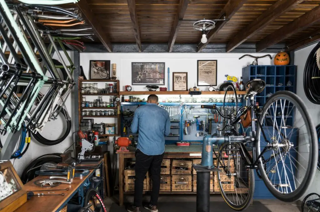 <p> Think your garage is the perfect place to stash anything you do not want cluttering up your house? You are not alone—but you might be making a costly mistake. While garages often become the unofficial storage unit for everything from holiday decor to leftover paint, there are several everyday items that should never be stored there. The risks range from fire hazards and pest infestations to property damage and even insurance nightmares. Some of these items might even violate local safety regulations or void your homeowners insurance in case of an accident. Whether it is about safety, legality, or simply protecting your belongings, this list reveals 13 surprising things you should never keep in your garage—and the serious reasons why. </p> :: Freepik