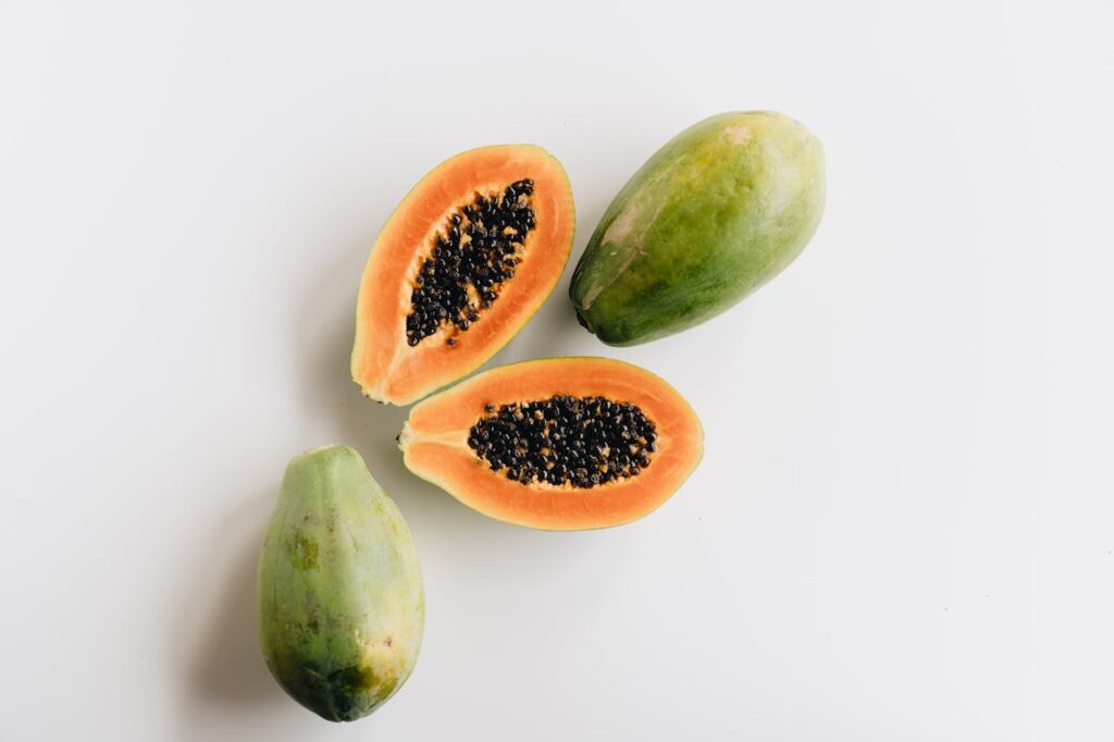 <p> Papaya contains the enzyme papain, which supports digestion by helping to break down proteins in your stomach. That makes it especially helpful if you suffer from indigestion, bloating, or irregular bowel movements. This tropical fruit is also rich in vitamin C, vitamin A, and folate—nutrients that support immune health and reduce inflammation. For older adults prone to digestive discomfort, adding a few slices of fresh papaya to breakfast can bring gentle, noticeable relief. Plus, it pairs beautifully with yogurt and granola. </p>:: Pexels