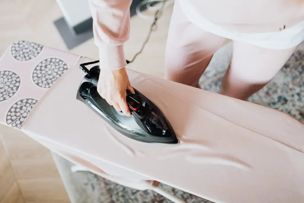 <p> Ironing used to be a regular chore in many American households. People pressed everything from dress shirts to bed linens, and a wrinkle-free outfit was a sign of care and professionalism. These days, most people skip the iron altogether. With wrinkle-resistant fabrics, casual dress codes, and affordable dry cleaning or garment steamers, the need to iron has faded. Many younger adults have never even owned an iron, let alone mastered the art of a crisp crease. </p> :: Pexels