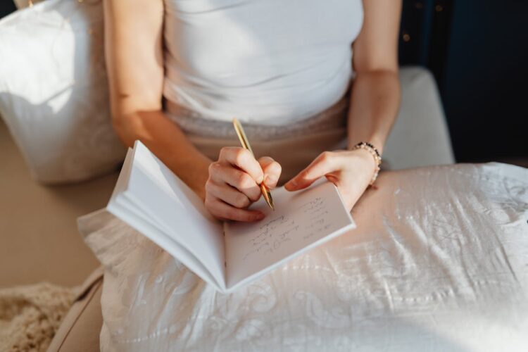 10 Simple Habits That Will Completely Transform Your Daily Routine