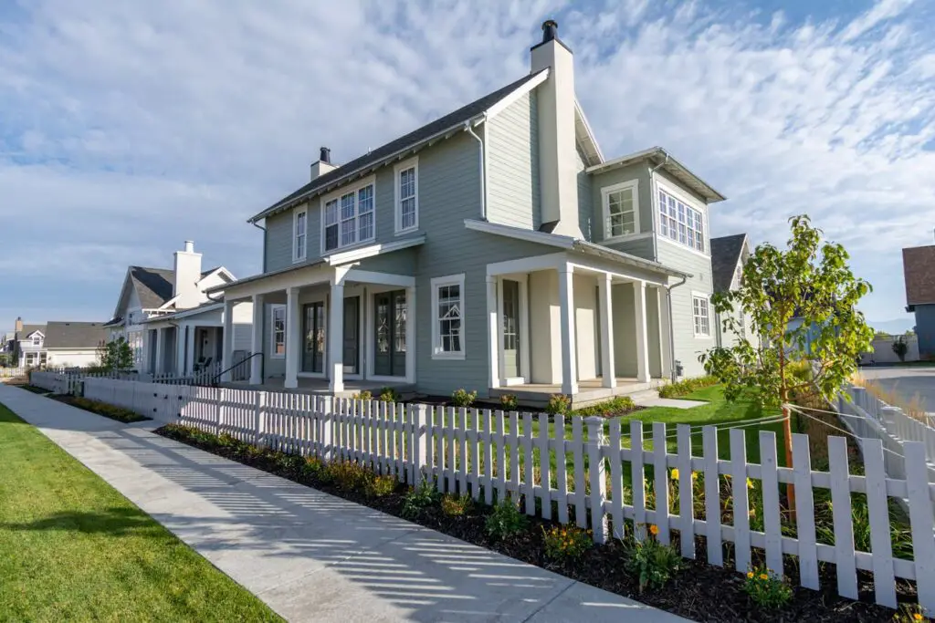 <p> A new fence can offer privacy and increase your property value—but it can also land you in hot water if it's not installed properly. Local zoning laws often dictate where and how you can build a fence, including limits on height, materials, and how close it can be to sidewalks or property lines. Installing a fence even a few inches over your boundary can trigger disputes with neighbors or fines from the city. To avoid legal trouble, always check your property survey before building and consult with your local zoning or permitting office. </p> :: Pexels