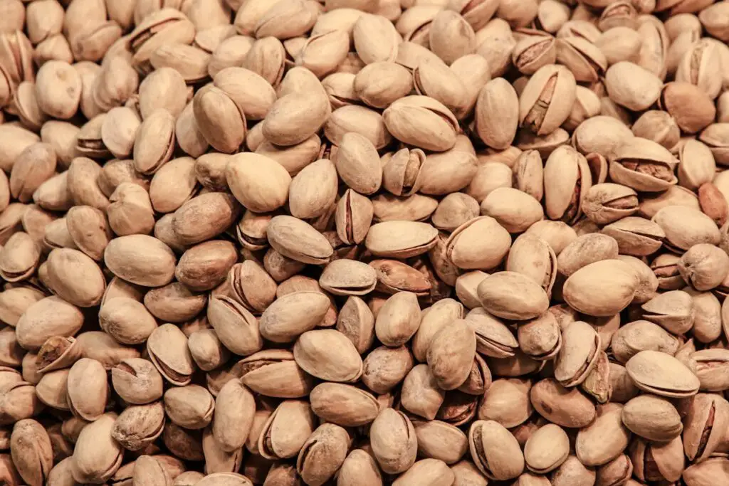 <p>   Pistachios are the perfect combo of fun and function. Cracking open their shells slows down snacking, while their stellar nutritional stats make them one of the healthiest nuts you can eat. With 6 grams of protein and 3 grams of fiber per ounce, pistachios are among the most filling options. They also boast more potassium than any other nut and high levels of vitamin B6, which is key for brain function and mood regulation. Plus, their mix of antioxidants, including lutein and zeaxanthin, supports eye health. Their natural sweetness and bright green hue make them great in both sweet and savory dishes. </p> :: Pexels