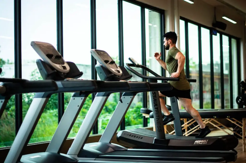 <p> Exercise is an obvious choice when it comes to productive hobbies that improve both physical and mental health. Regular physical activity boosts energy levels, improves mood, and strengthens the body, making it one of the best ways to enhance productivity. Whether you're lifting weights, running, swimming, or practicing pilates, exercise helps improve focus, stamina, and overall well-being. It's not only about staying fit but also about setting goals and tracking progress, which can foster a sense of achievement and motivation. Exercise is an essential part of maintaining a healthy lifestyle, and incorporating it into your routine can provide long-term benefits to both your mind and body. </p> :: Pexels