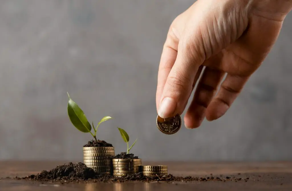 <p> Ever thought investing was just for Wall Street brokers or people with huge bank accounts? You’re definitely not alone. The idea that you need thousands of dollars just to get started keeps many folks sitting on the sidelines, feeling like investing is out of reach. But here’s the good news: micro-investing has completely changed the game. Micro-investing is proof that you can grow your money without needing a fat wallet. It’s about making small, manageable investments—even just a few dollars at a time—that can add up to something meaningful over the long haul. Whether you’re juggling bills, paying down debt, or simply want to dip your toes into investing without taking on big risks, micro-investing offers you a way to start small while thinking big. Below are 7 practical, simple ways to start micro-investing today. Each method is designed to fit into your real life—no finance degree required. Let’s explore how you can make your money work for you, one small step at a time. </p> ::; Freepik