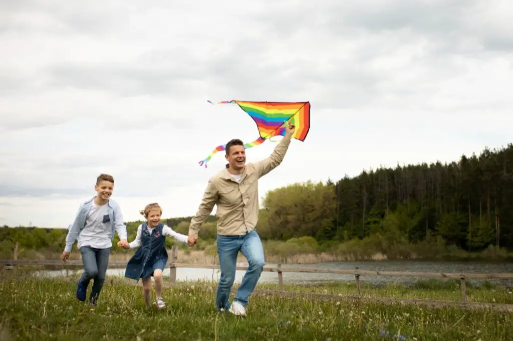 <p> Few things are as delightfully simple—and surprisingly satisfying—as flying a kite. It’s not just a childhood pastime; it’s a lesson in letting go. Standing in an open field with the wind tugging at your string can make you feel weightless and free. Whether you’re gliding your kite over the ocean breeze or a local park, this outdoor hobby encourages movement, focus, and stress relief. Plus, it’s an excellent bonding activity with grandkids or friends. All you need is a decent breeze, a bit of space, and your willingness to look up. </p> :: Freepik