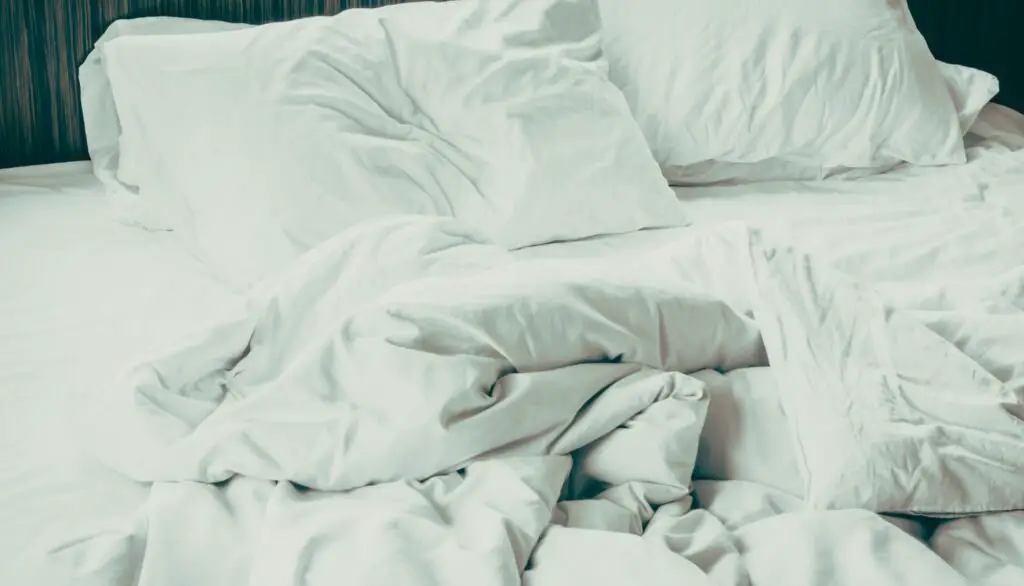 <p> It’s amazing how many of us accumulate linens over the years—extra sets of sheets, heavy comforters, and old pillowcases that haven’t seen daylight in ages. You might even have some hidden away that were inherited or gifted but never used. Professional organizers recommend paring down your bedding collection to no more than two complete sets per bed. This way, you always have one in use and one in the wash—no more overflowing linen closets or stuffed drawers. Donate gently used items to local shelters or animal rescues, and repurpose the rest as cleaning rags. Your storage space—and your sleep routine—will thank you. </p> :: Pexels