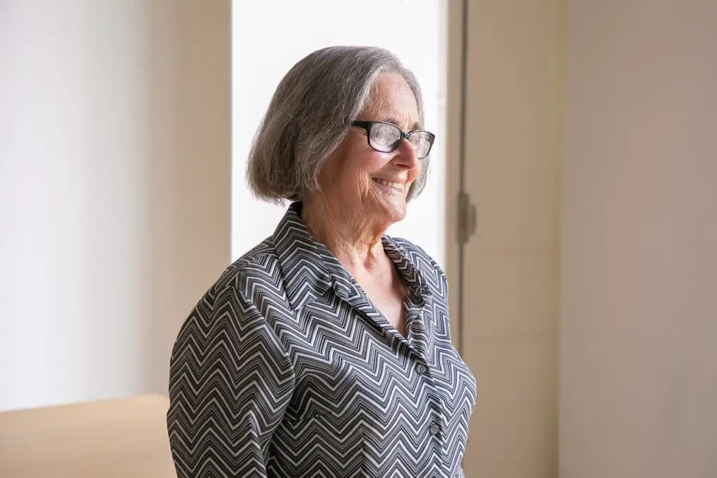 <p> After years of being someone’s wife, partner, or caregiver, many older women are finally enjoying the freedom to do exactly what they want—when they want. They’ve built routines they love, mastered solo travel, and learned to enjoy their own company. The idea of compromising that independence for someone else’s schedule or habits? Hard pass. </p> :: Pexels