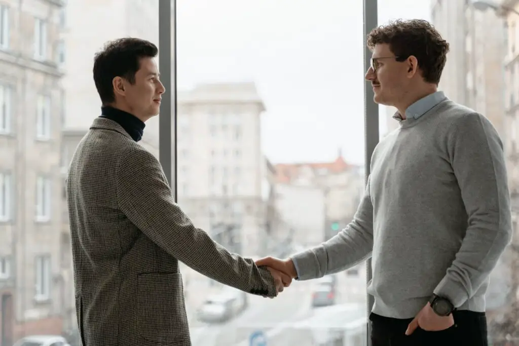 <p> This kind of half-hearted greeting sounds uncertain and even a little snarky. It can make the other person question whether you actually want to be talking to them. Instead, just commit. A simple “Nice to meet you!” delivered with a smile is friendly and clear—no winking disclaimers needed. </p> :: Pexels
