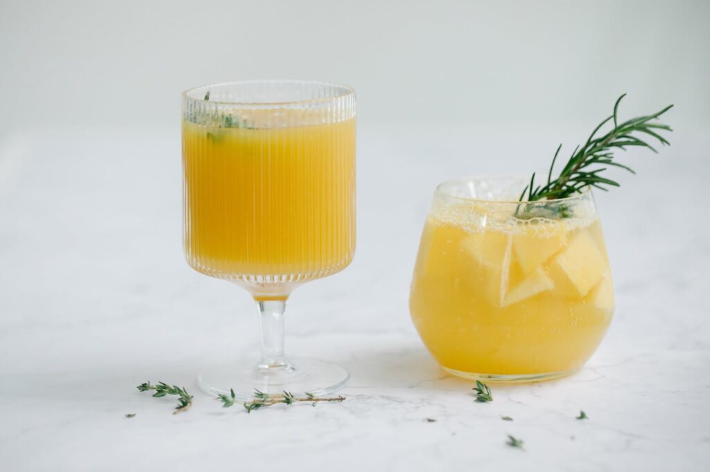<p> Love the zing of ginger and lime but want to keep it mellow? Combine lime juice and low-sugar ginger beer over ice in a copper mug. Add a splash of vodka—or none at all. Mint and lime garnish make it festive either way. It’s fizzy, fun, and flexible to your mood. </p> :: Pexels
