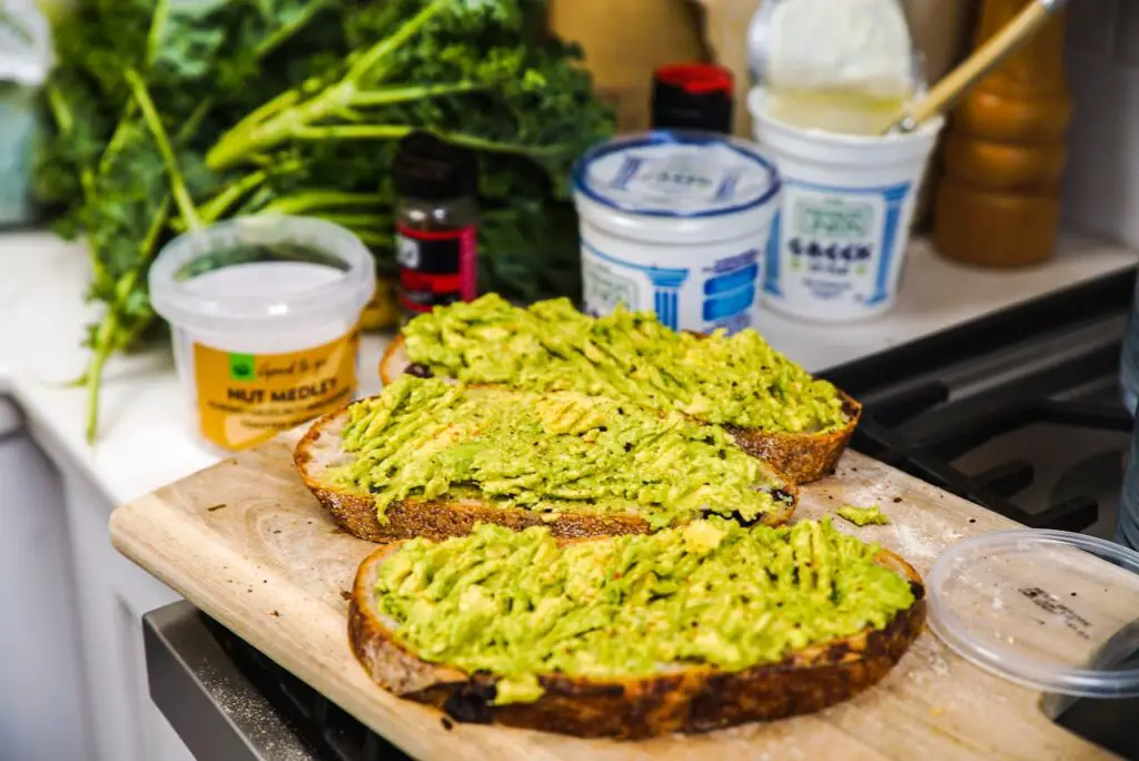 <p> Let’s start with a true millennial icon: avocado toast. While avocados themselves have been around for ages, they weren’t always so beloved in the U.S. Aside from guacamole at the occasional Mexican restaurant, most Americans didn’t give this green fruit much attention. But in the 2000s, everything changed. Packed with heart-healthy fats, potassium, and fiber, avocados became the darling of the health world. Smashed on toast and topped with everything from eggs to chili flakes, it’s now a brunch staple coast to coast. For baby boomers trying to eat healthier (without sacrificing flavor), avocados are a creamy, satisfying upgrade from the buttered toast of yesteryear. </p> :: Pexels