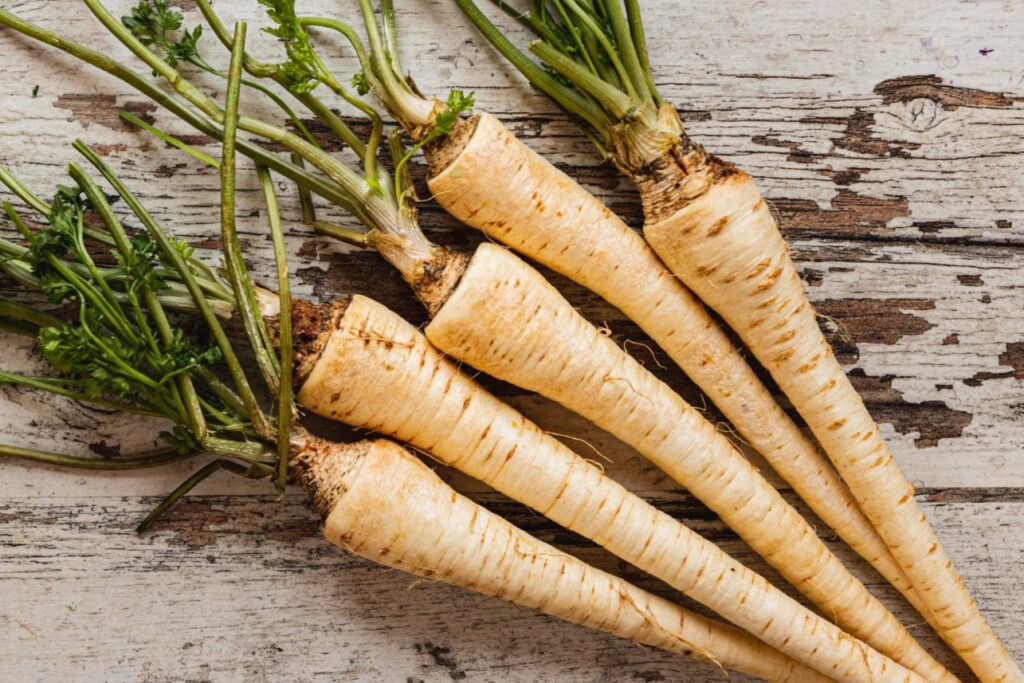 <p> Horseradish is the spicy underdog of the garden. Plant a small root and it’ll take off like wildfire, returning year after year with gusto. Known for its pungent kick, horseradish thrives in zones 3 through 9 and is nearly impossible to kill. In fact, it can become invasive if not managed properly. Many gardeners prefer to grow it in containers to keep its wild nature in check. Once harvested, its roots can be grated into sauces, dips, and even used as a natural decongestant—talk about versatility. </p> :: Freepik