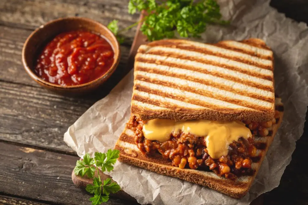 <p> This combo is pure childhood nostalgia on a plate. Crispy, buttery bread melts around gooey cheese, just waiting to be dunked into a steaming bowl of tangy tomato soup. It’s simple but oh-so-satisfying. Upgrade this classic with whole-grain bread, a mix of cheeses, and fresh basil. For the soup, skip the can and blend roasted tomatoes with garlic and herbs. The result? A grown-up version of a timeless comfort meal. </p> :: Freepik